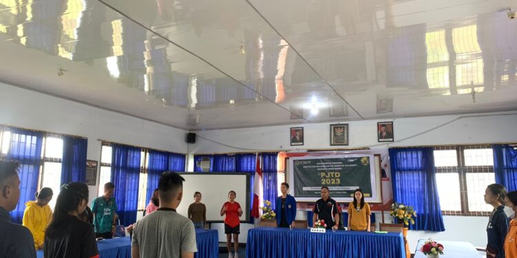 Puluhan Mahasiswa FIKKM Unima Dilatih Jurnalistik Tingkat Dasar