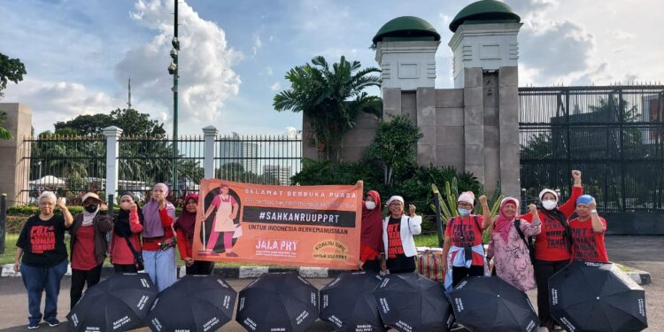 PRT Aksi Rabuan Bagi Takjil di Bulan Ramadhan
