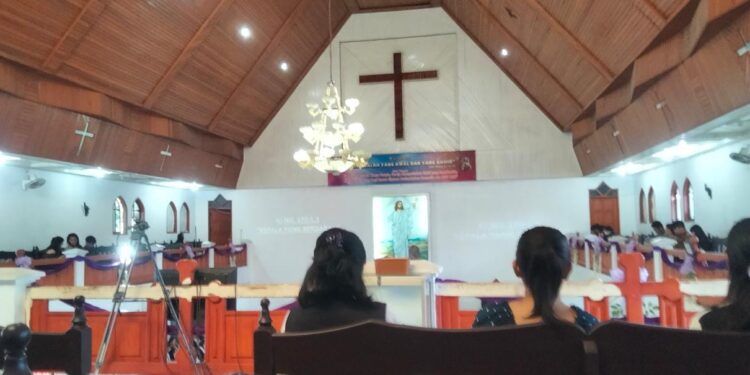 Jumat Agung di GMIM Viadolorosa Kairagi Dua: Kesembuhan Dalam Kehidupan