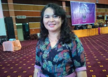 Dilantik Ketua Jurusan Administrasi Bisnis Polimdo, Ini Fokus Juliet Makinggung