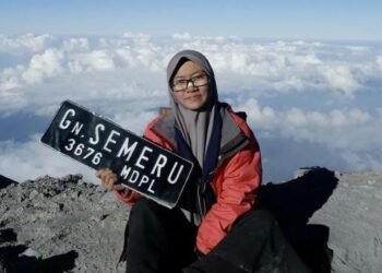 Kelana Nusantara, Nikhen Mokoginta Targetkan 100 Gunung Selama 2 tahun