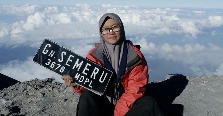 Kelana Nusantara, Nikhen Mokoginta Targetkan 100 Gunung Selama 2 tahun