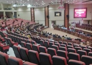 Pembahasan LKPJ Gubernur tahun 2022. (foto: Setwan)
