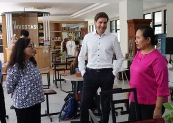 Perwakilan Swiss Senang Kunjungi Polimdo, Ini Harapan Saroinsong