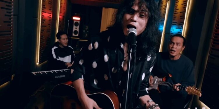 Kolaborasi Musisi Legenda, Opop Berkeinginan Hidupkan  Rock Indonesia