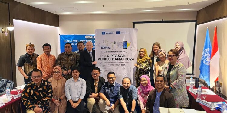 AMSI dan 12 OMS Tanda Tangani Komitmen Pemilu Damai 2024