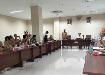 Tarik-Menarik Lahan Pertambangan, PT HWR Terhimpit