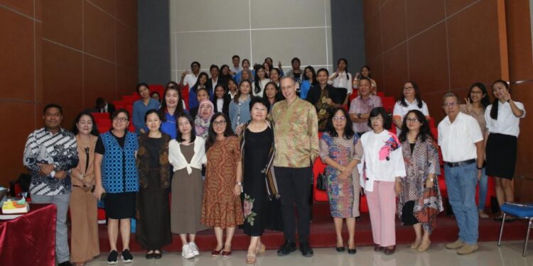 Kembangkan Bidang Wirausaha, Polimdo Undang Perwakilan AS  Menjadi Pembicara