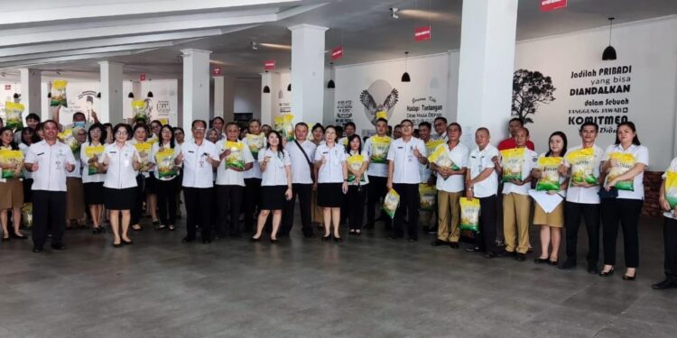 Sambut HUT RI, Pemprov Sulut Gelar Aksi Sosial