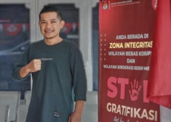 BIAR KUTELAN KISAH MENGOYAK JIWA INI