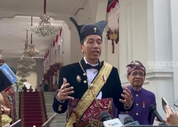 Presiden Jokowi Kenakan Baju Daerah Surakarta saat Upacara Terakhirnya di HUT RI