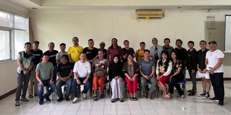 Beberapa lintas organisasi di Kota Manado membahas RUU anti diskriminasi (Foto Istimewa)