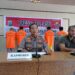 Foto: Konferensi Pers yang dimpimpin Kapolres Kepulauan Sangihe AKBP Dhana Ananda Shyaputra. (Dok. Rendy/Barta1)