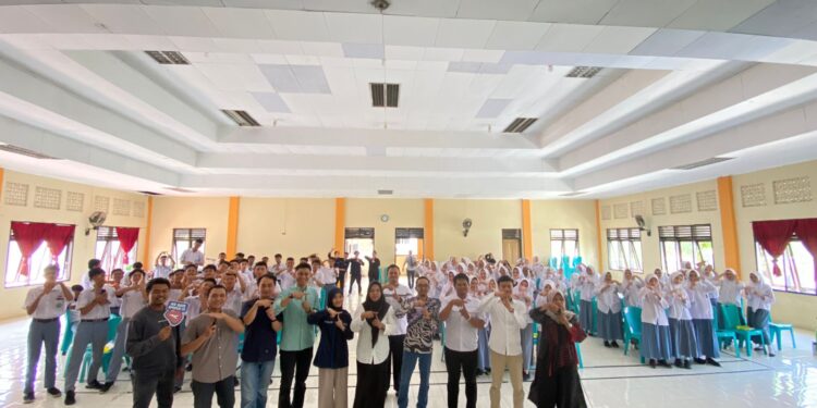 Prodi Sosiologi Agama IAIN Manado & Mafindo Wilayah Manado Menggelar Sekolah Kebangsaan