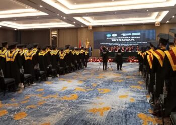 589 Wisudawan Polimdo Dinyatakan Alumnus, Alexander Ingatkan Pengendalian Diri