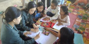 Proses belajar-mengajar OSIS SMAN 9 Manado. (Foto: Meikel/barta1)