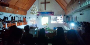 Nuansa Peribadatan Natal Jemaat GMIM Viadolorosa Kairagi II. (foto: meikel/barta).
