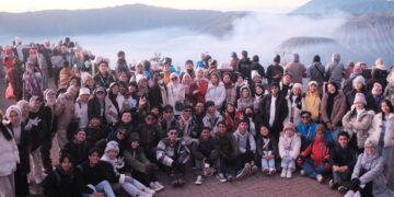 Mahasiswa Polimdo Terlibat Kegiatan Eksplor Taman Nasional Bromo Bersama kampus Polinemo (Foto: Istimewa)