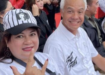 Prycilia Elviera Rondo, SS. M.Pd Bersama Ganjar Pranowo. (Foto:istimewa)