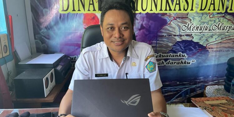 Foto: Yermias Bukasiang, Sekretaris Diskominfo Sangihe. (Dok. Istimewa)