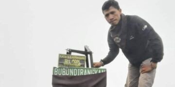 Fitran Domili saat berada di Puncak Bubundirangkang. (Foto: istimewa)