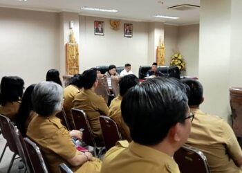 Pembahasan LKPJ Gubernur tahun 2023. (foto: meikel/barta)