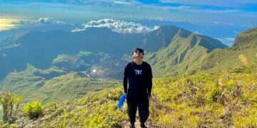 Indra Ivannovic Samuel Paransi di Gunung Awu. (Foto: istimewa)