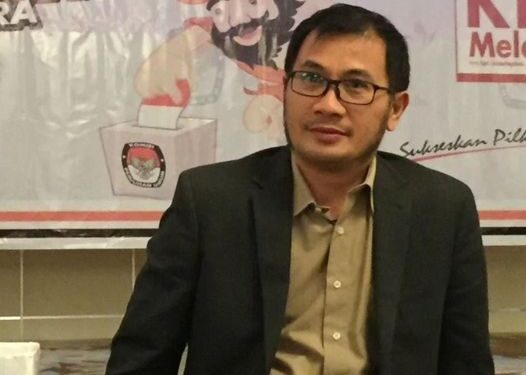 Idola Mahasiswa dan Alumni, Selangkah Lagi Ferry Liando Pimpin FISIP Unsrat Manado
