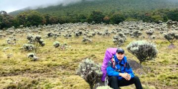 Alan Musa Oley di Padang savana alun-alun suryakencana Gunung Gede Pangrango. (Foto: istimewa)
