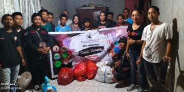Penyerahan Bantuan ke Masyarakat yang mengungsi. (Foto: istimewa)