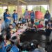 HIMMATIKA Unsrat saat memberikan pembelajaran kepada kelas besar dan kecil. (foto: meikel/barta)