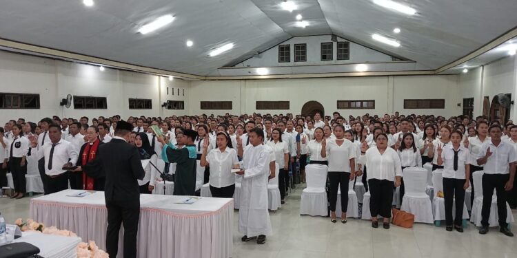 Pelantikan anggota PPS oleh KPU Kabupaten Kepulauan Talaud.