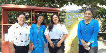 Mahasiswa Manajemen Bisnis Pengusaha Mochi Munch. (Foto: Meikel/barta