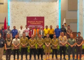 Pleno perolehan kursi dan penetapan Caleg terpilih yang dilaksanakan KPU Manado. (foto: istimewa)