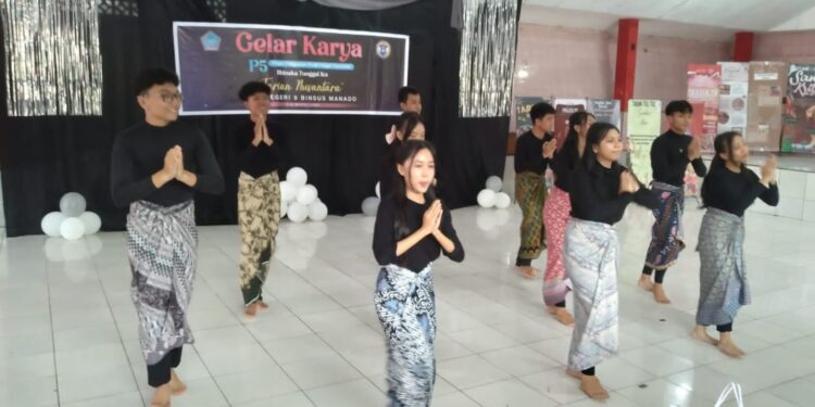 Salah satu kegiatan kreatif siswa yang digelar SMAN 9 Manado. (foto: Infosulut)