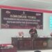 Ketua Divisi Perencanaan, Data & Informasi KPU Kabupaten Kepulauan Talaud, Budirman saat menyampaikan materi Bimtek kepada Pantarlih