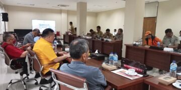 RDP Komisi III DPRD Sulut dan BPBD Provinsi Sulut. (Foto: meikel/barta)