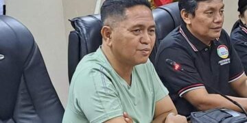 Sekretaris DPRD Sulut Niklas Silangen saat memberikan sambutannya. (foto: istimewa)