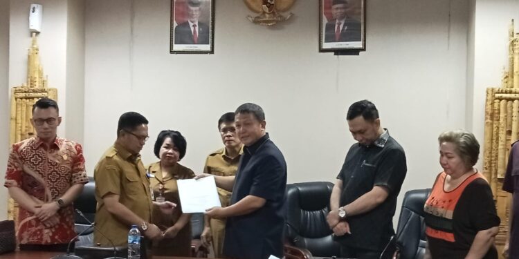 Tim pembahasan Ranperda Kebudayaan. (Foto: meikel/barta)