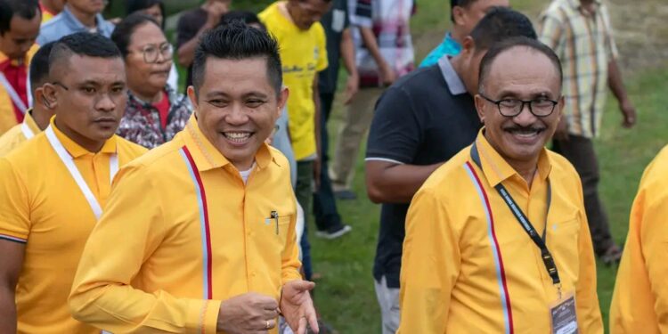 Pasangan Yopi Saraung dan Adolf Seweran Binilang (YOSA-ASB).