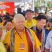 Jimmy Rimba Rogi dan Ivan Lumentut saat mendaftar calon walikota dan wakil walikota di KPU Kota Manad. (foto: Barta1)