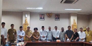 Para pimpinan pembahas Ranperda Haji. (Foto: meikel/Barta)