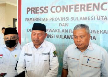 Kepala Kanwil Sulut, H Sarbin Sehe dan Ketua Pansus H Amir Liputo. (Foto: meikel/ barta)