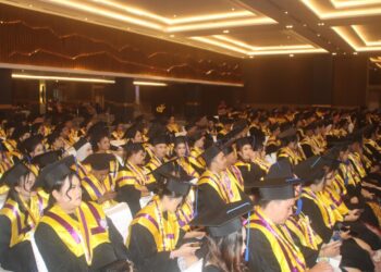 Wisudawan Polimdo. (Foto: istimewa))