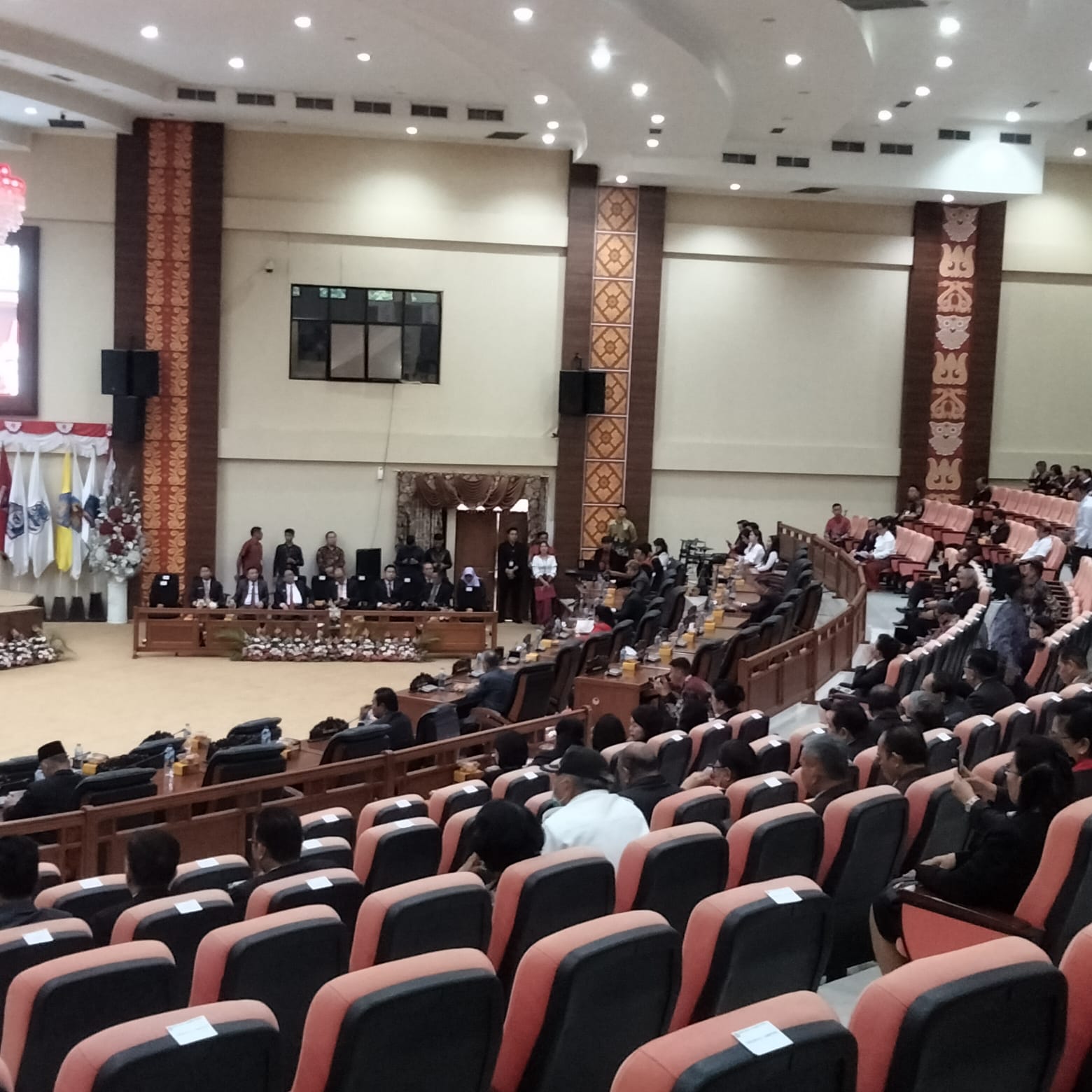 Situasi Paripurna Dalam Mendengarkan Pidato Presiden RI. (foto: meikel/barta).