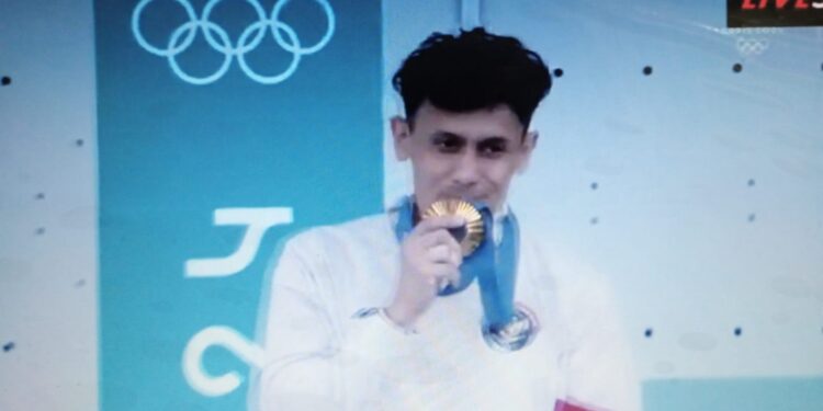 Emas Sejarah Panjat Tebing di Olimpiade Paris 2024, Veddriq Leonardo Fantastis