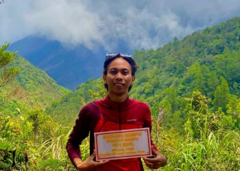 Frederik Octavianus Taliwongso di Gunung Sempu. (Foto: istimewa)