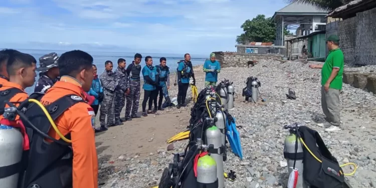 Anggota Dewan Pers Melepas Konunitas Selam Gorontalo di Hari Hiu Internasional 2024