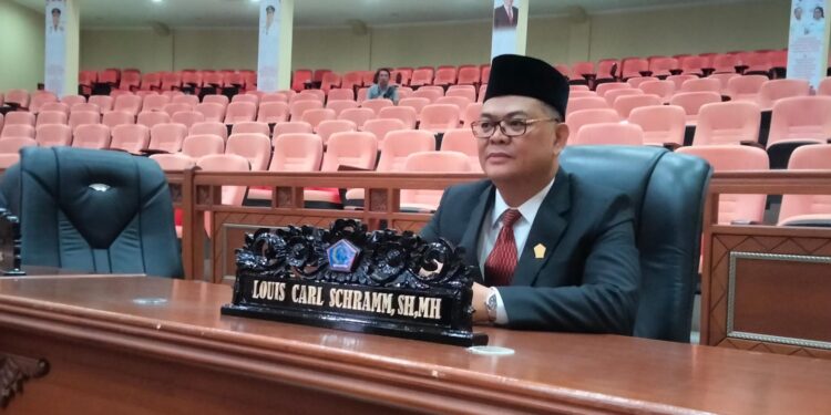 Anggota DPRD Provinsi Sulut, Louis Carl Schramm. (Foto; meikel/barta)