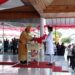 Foto: Penjabat Bupati Kepulauan Sangihe, Albert Huppy Wounde, bertindak sebagai Inspektur Upacara. (Dok. Istimewa)